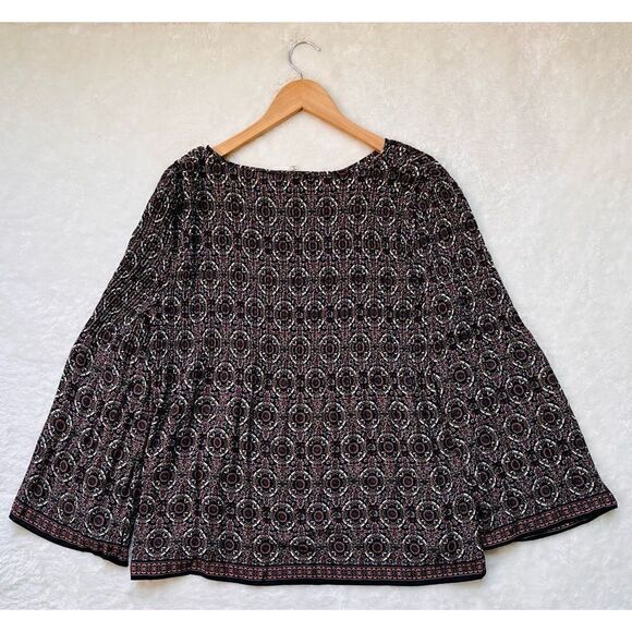NWT Max Studio Women's Crepe Pleated Blouse, Size Large - Picture 9 of 9